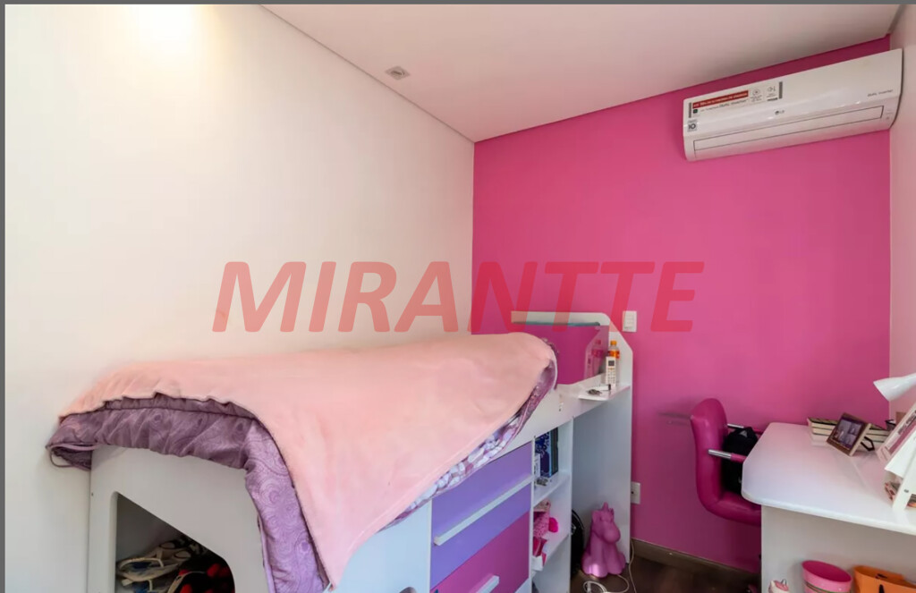 Sobrado de 222m² com 4 quartos em Parada Inglesa
