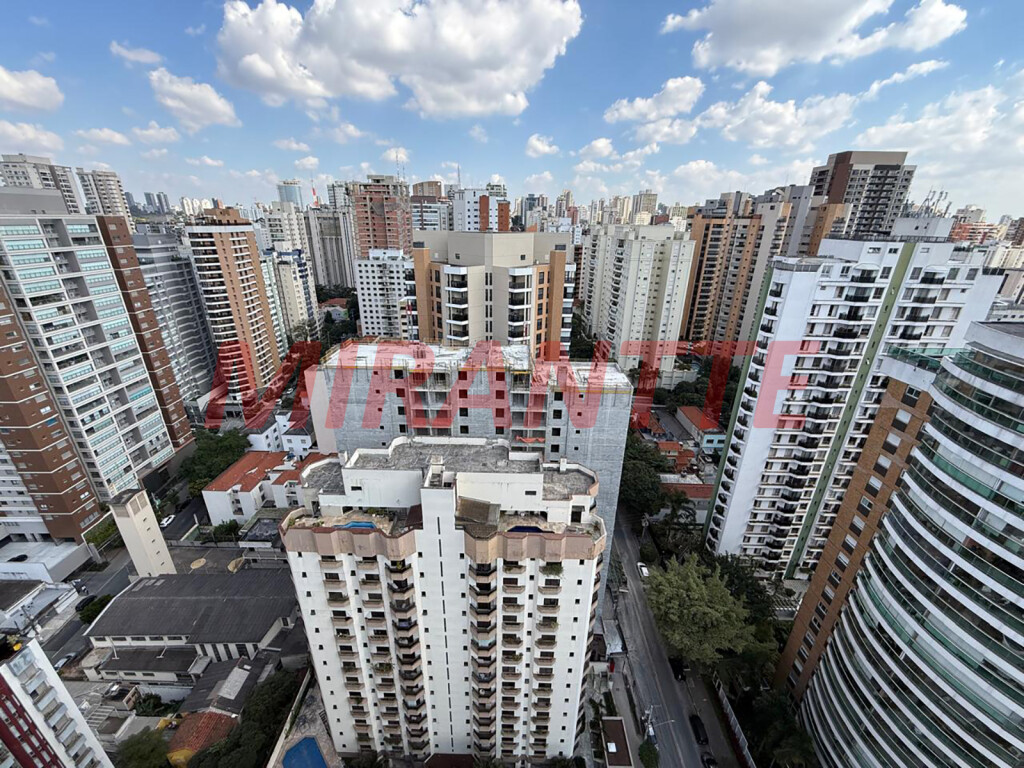 Cobertura duplex de 306m² com 2 quartos em Perdizes