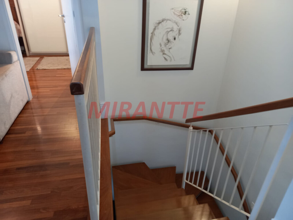 Cond. fechado de 450m² com 4 quartos em Jardim Virginia Bianca