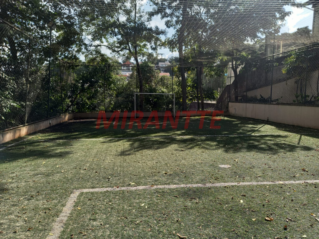 Cond. fechado de 450m² com 4 quartos em Jardim Virginia Bianca