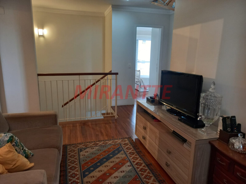Cond. fechado de 450m² com 4 quartos em Jardim Virginia Bianca
