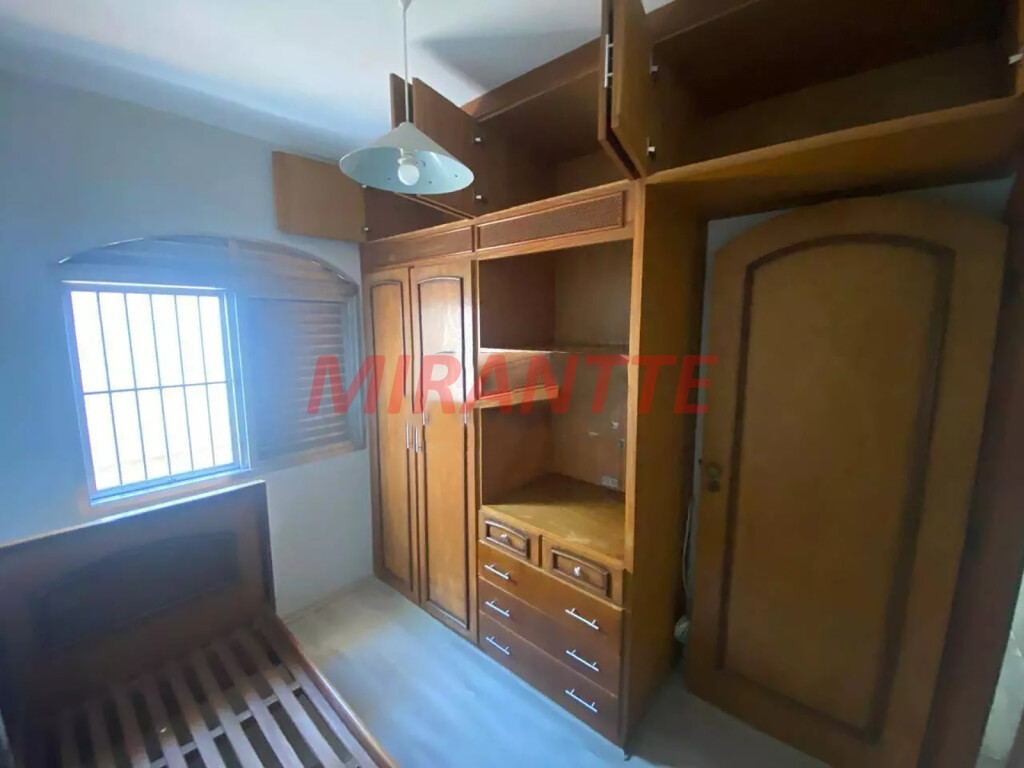 Sobrado de 170m² com 3 quartos em Parque Novo Mundo