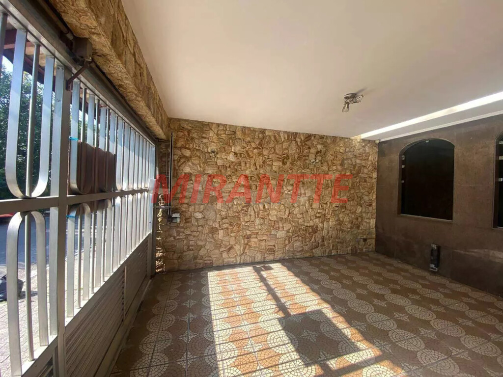 Sobrado de 170m² com 3 quartos em Parque Novo Mundo