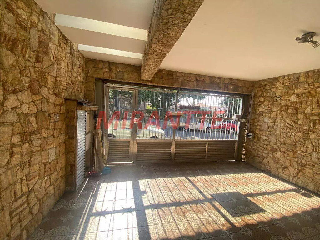Sobrado de 170m² com 3 quartos em Parque Novo Mundo