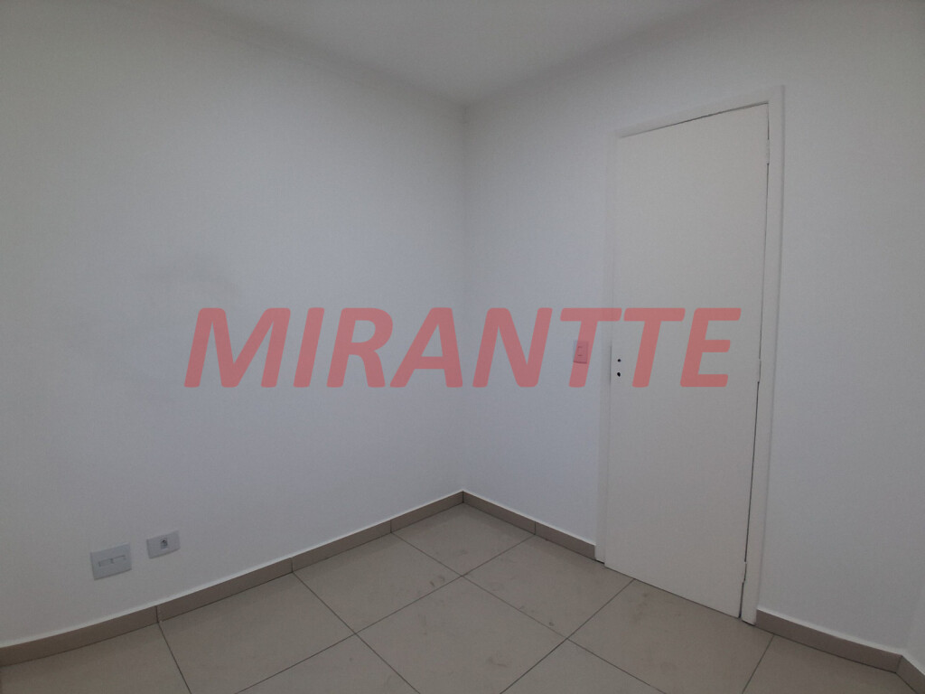 Apartamento de 46m² com 2 quartos em Parada  Inglesa
