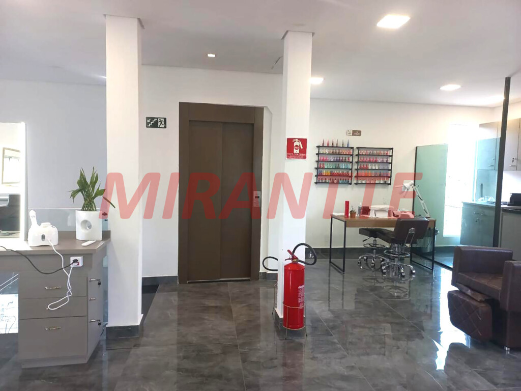 Sobrado de 500m² com 4 quartos em Pacaembu