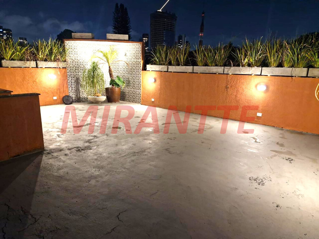 Sobrado de 500m² com 4 quartos em Pacaembu
