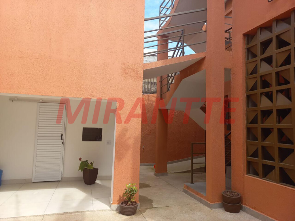 Sobrado de 500m² com 4 quartos em Pacaembu