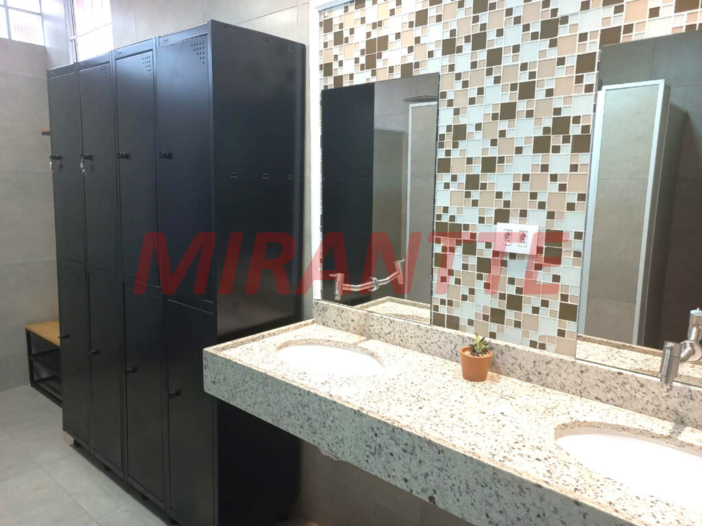 Sobrado de 500m² com 4 quartos em Pacaembu