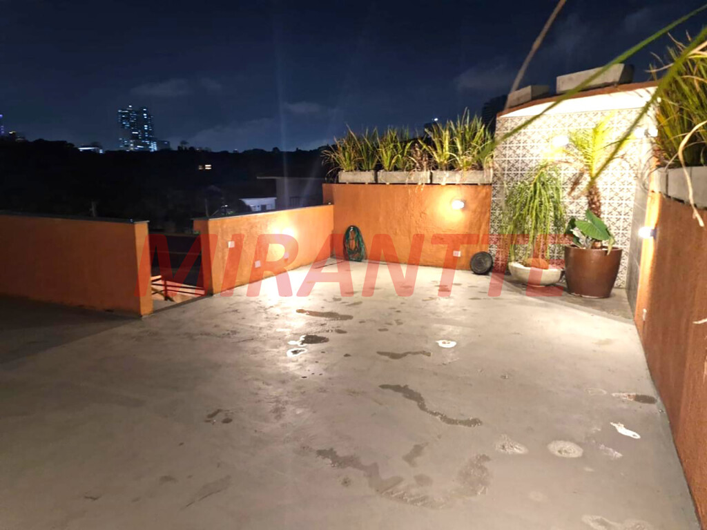 Sobrado de 500m² com 4 quartos em Pacaembu