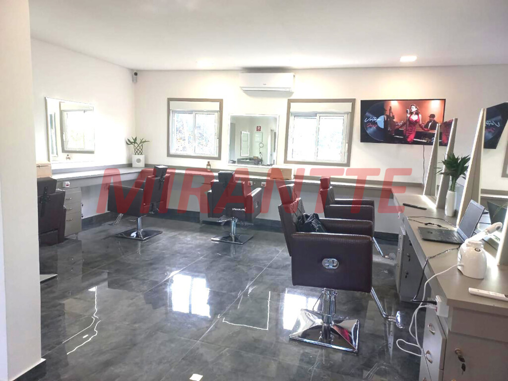 Sobrado de 500m² com 4 quartos em Pacaembu