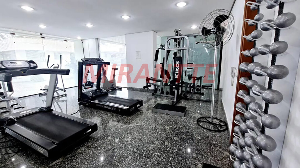 Apartamento de 158m² com 3 quartos em Água Fria