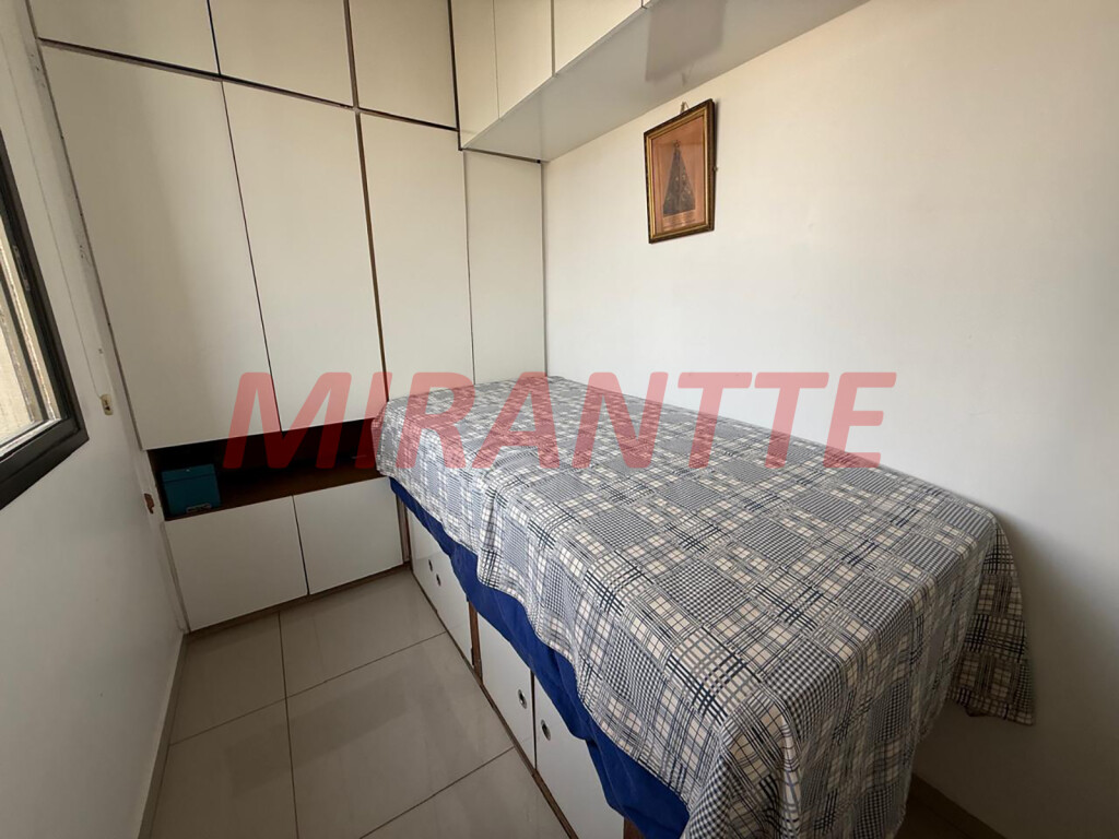 Apartamento de 150m² com 2 quartos em Água Fria