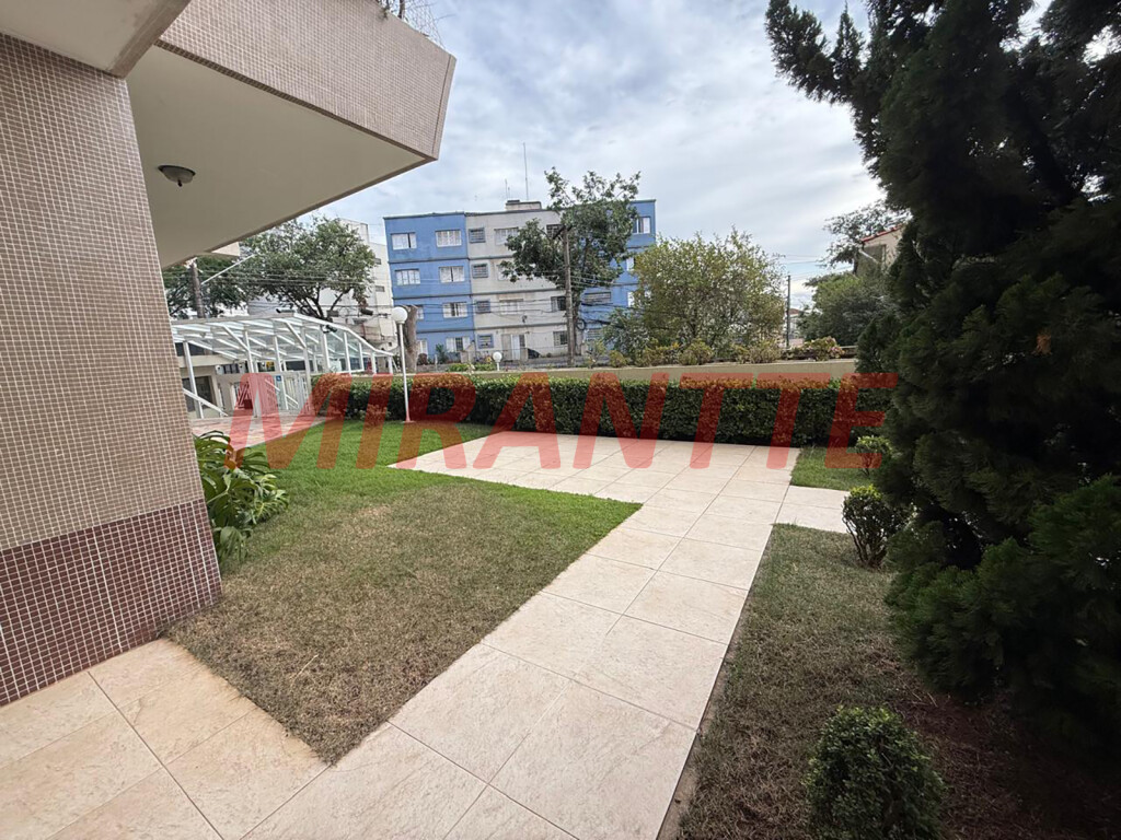 Apartamento de 150m² com 2 quartos em Água Fria