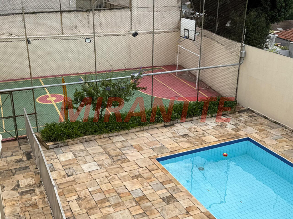 Apartamento de 150m² com 2 quartos em Água Fria