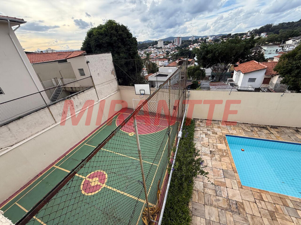 Apartamento de 150m² com 2 quartos em Água Fria