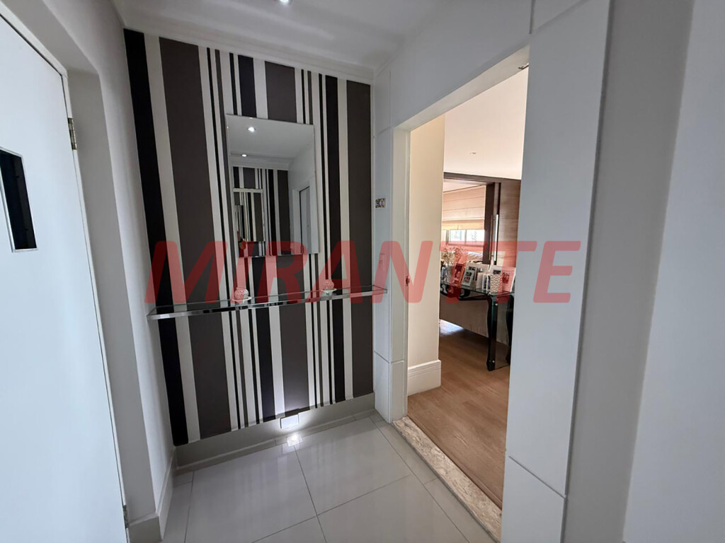 Apartamento de 150m² com 2 quartos em Água Fria