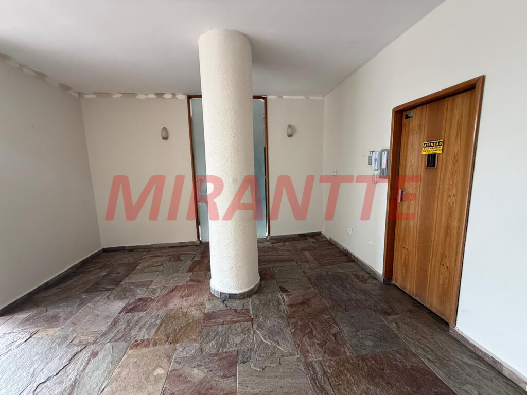 Apartamento de 150m² com 2 quartos em Água Fria