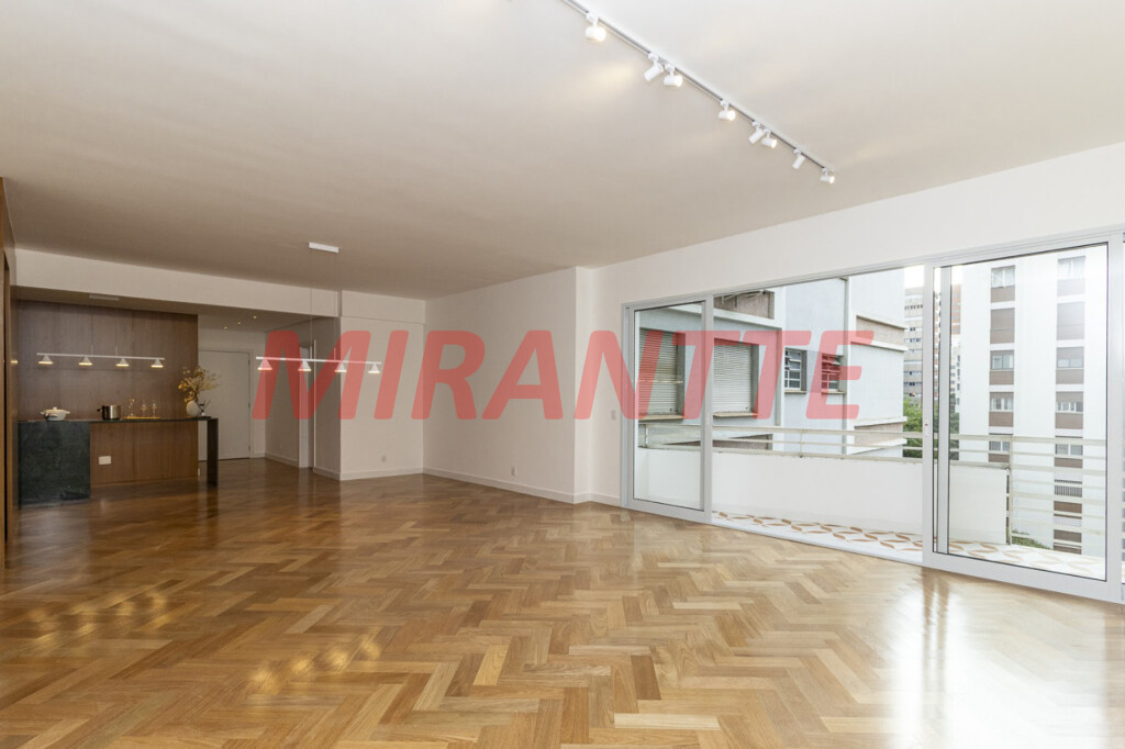 Apartamento de 168m² com 3 quartos em Jardim Paulista