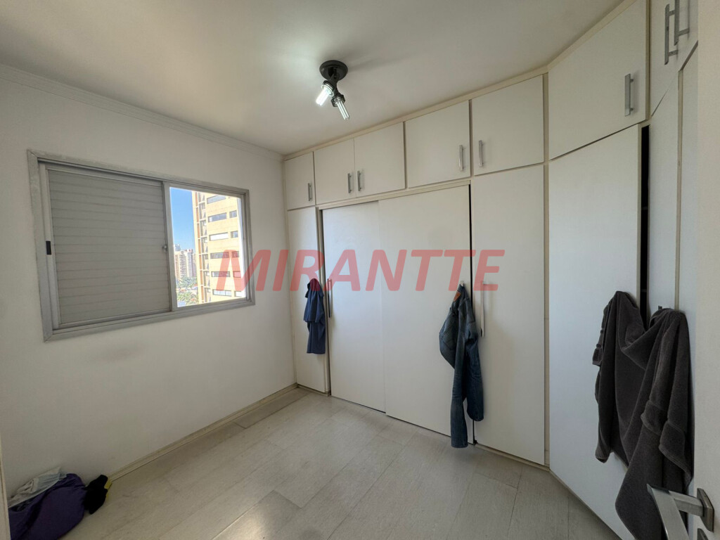 Apartamento de 57m² com 2 quartos em Santa Teresinha