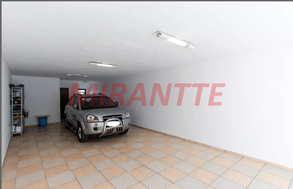 Sobrado de 195m² com 4 quartos em Parada Inglesa