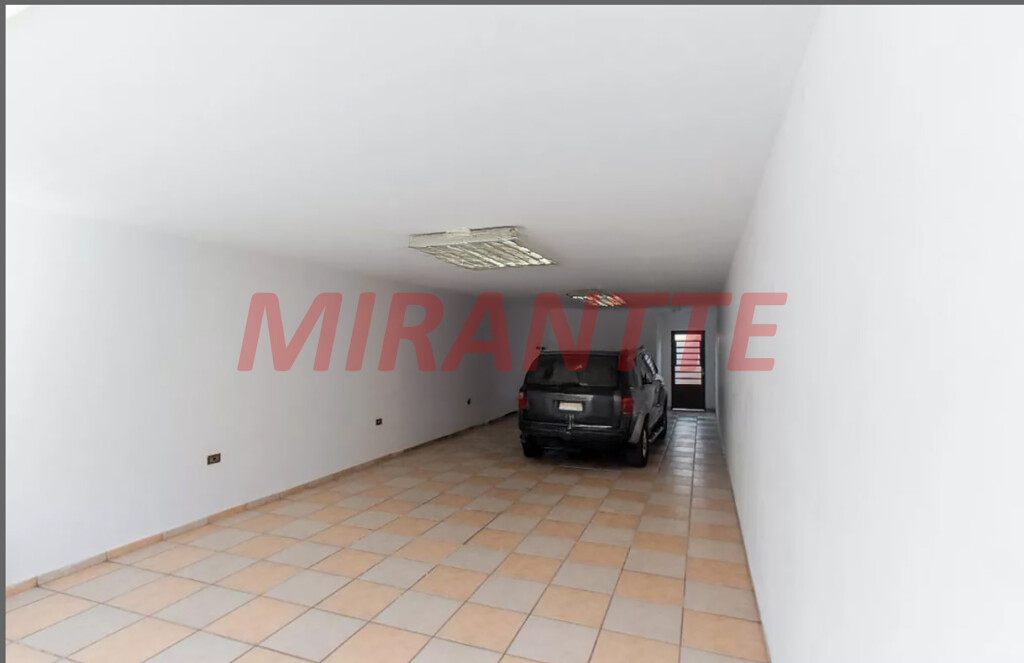 Sobrado de 195m² com 4 quartos em Parada Inglesa