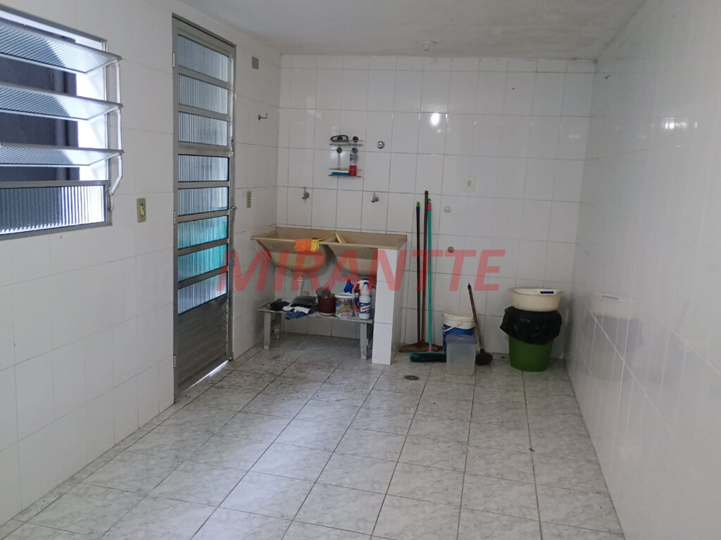 Sobrado de 137m² com 2 quartos em Vila Pita