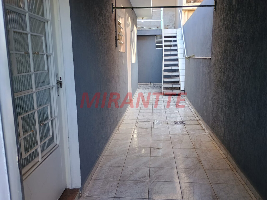 Sobrado de 137m² com 2 quartos em Vila Pita