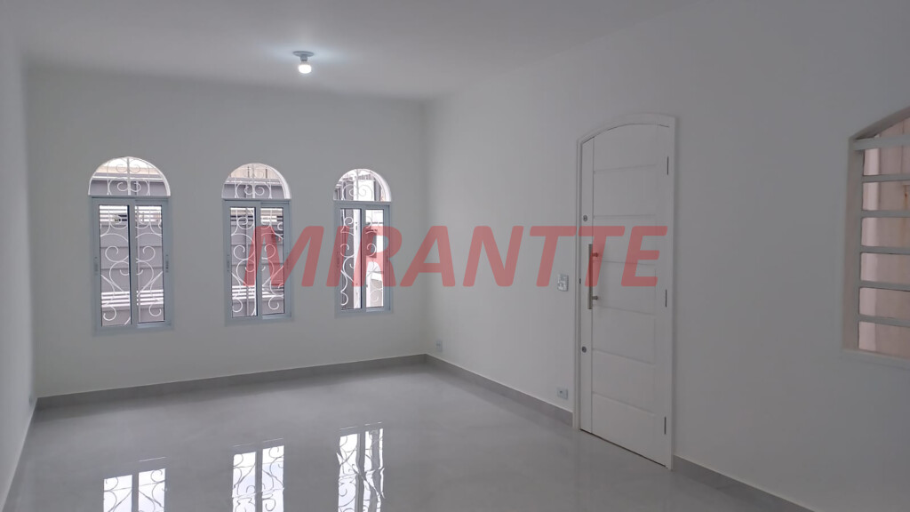 Sobrado de 136m² com 3 quartos em Bortolândia