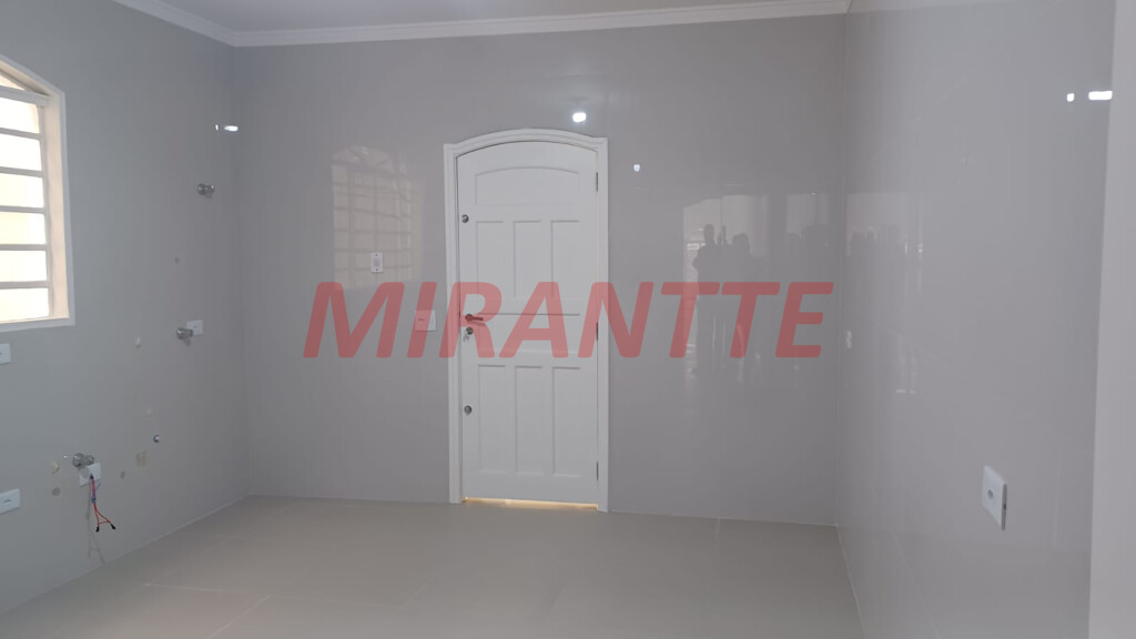 Sobrado de 136m² com 3 quartos em Bortolândia