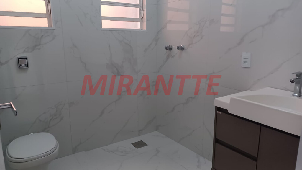 Sobrado de 136m² com 3 quartos em Bortolândia