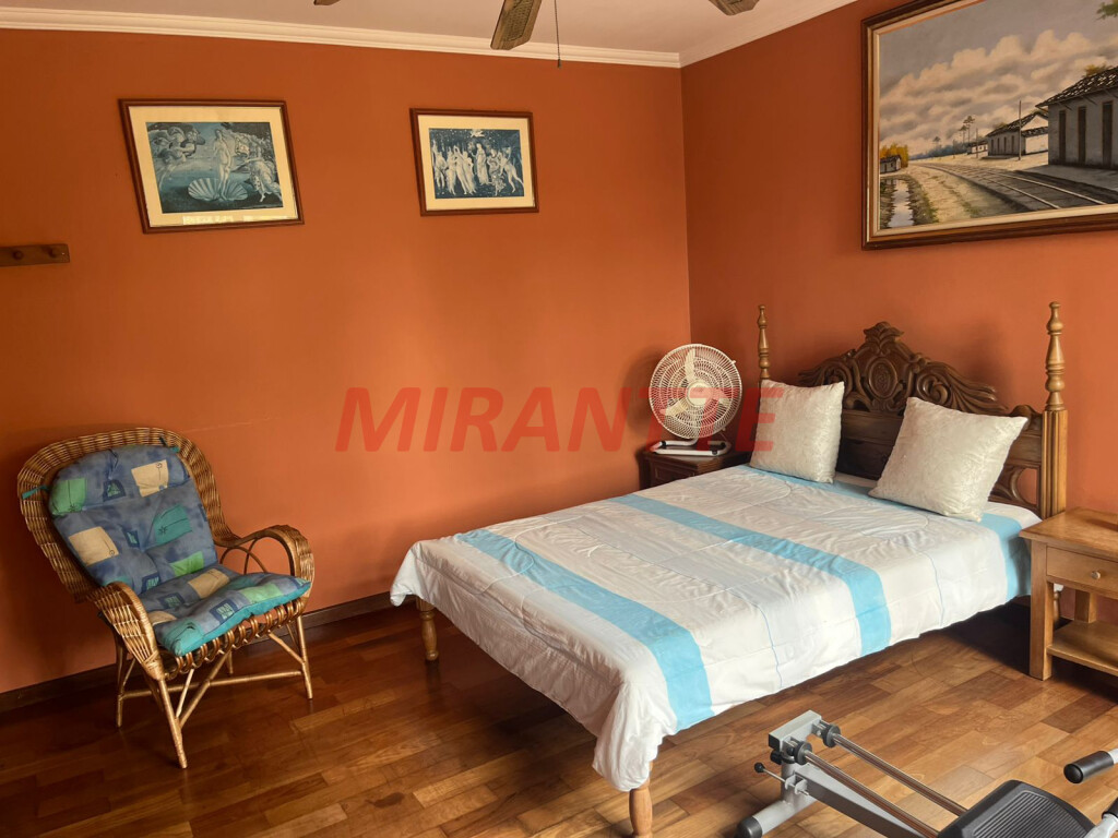 Sobrado de 400m² com 4 quartos em Roseira