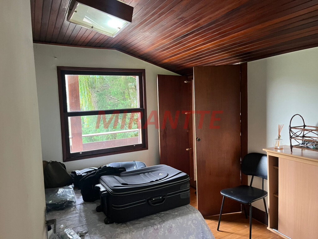 Sobrado de 400m² com 4 quartos em Roseira