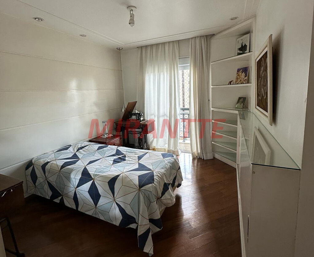 Apartamento de 136m² com 3 quartos em Santana