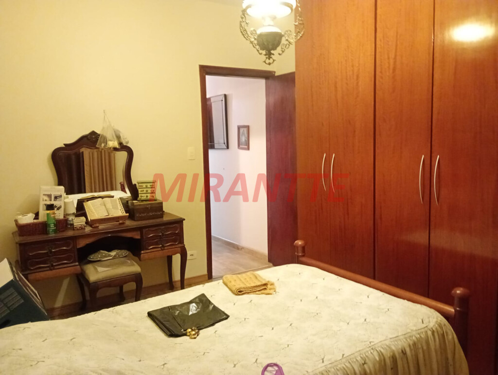 Sobrado de 79m² com 2 quartos em Santana