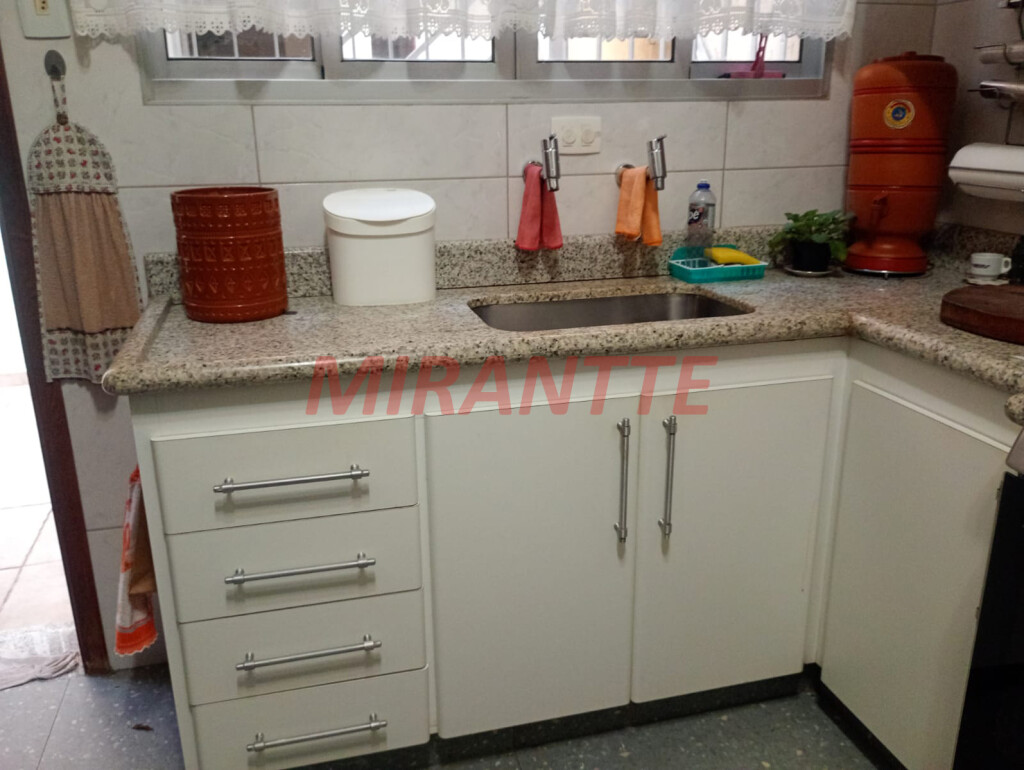 Sobrado de 79m² com 2 quartos em Santana