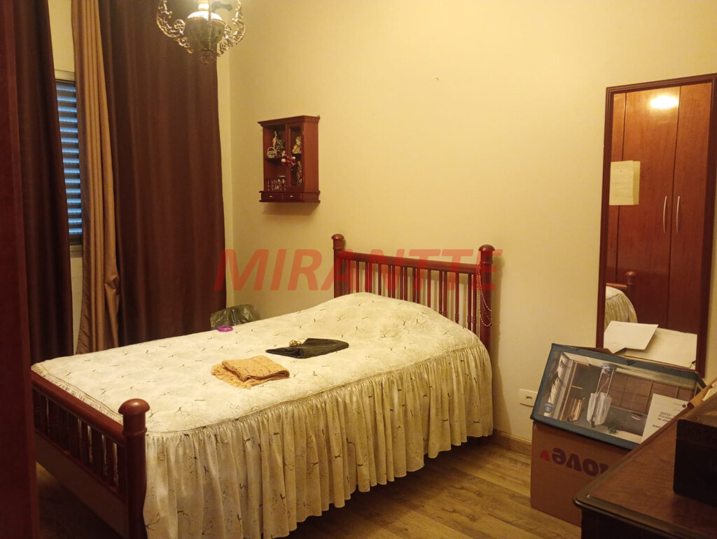 Sobrado de 79m² com 2 quartos em Santana