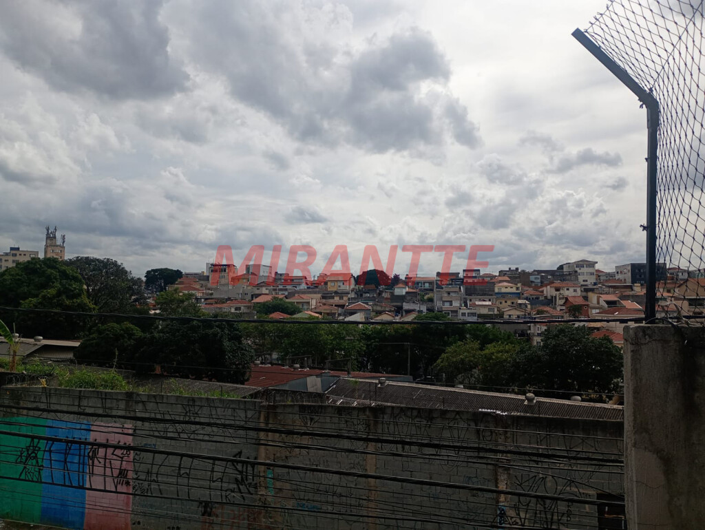 Sobrado de 217m² com 3 quartos em Vila Prado