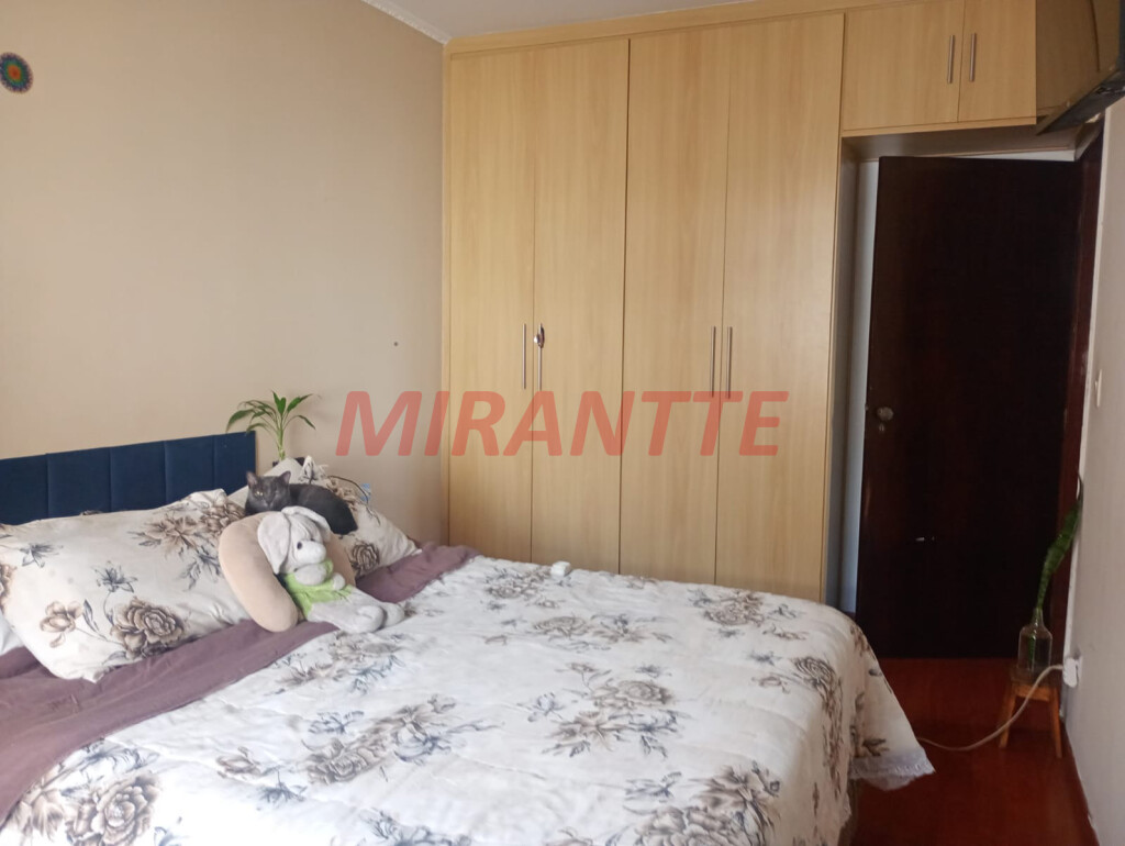 Sobrado de 217m² com 3 quartos em Vila Prado