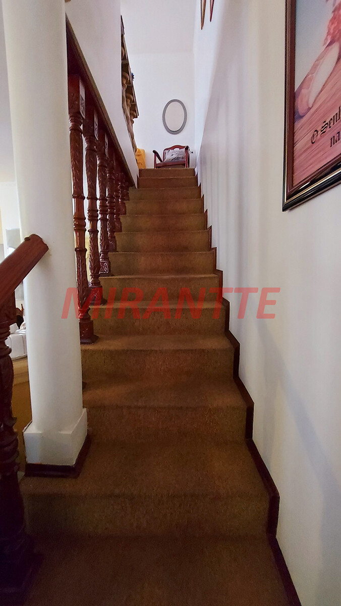 Sobrado de 171m² com 3 quartos em Vila Gustavo