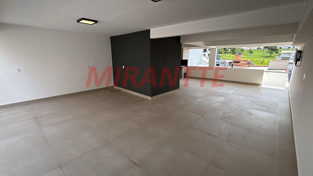 Sobrado de 203m² com 3 quartos em Jardim Carmela III