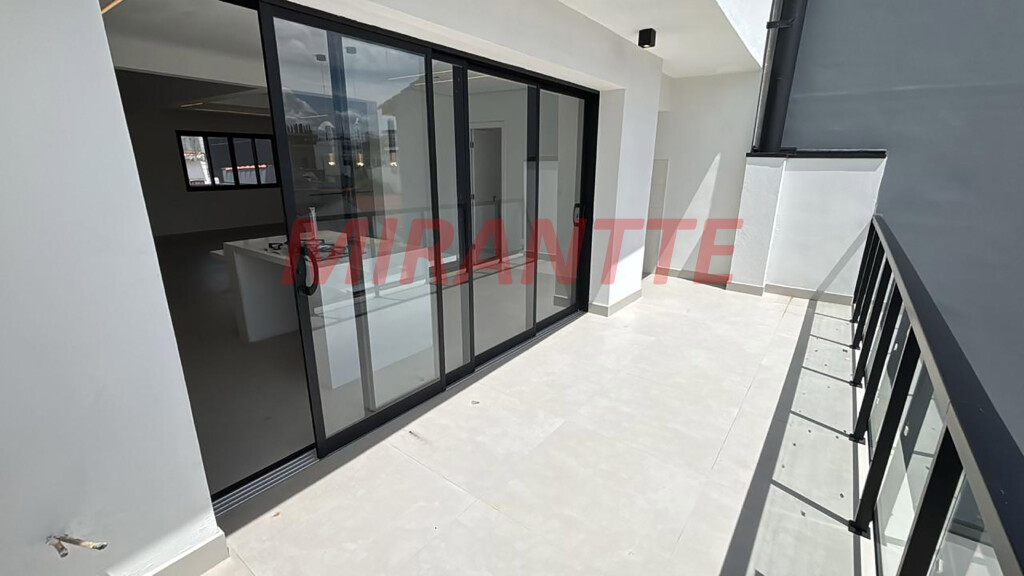 Sobrado de 203m² com 3 quartos em Jardim Carmela III