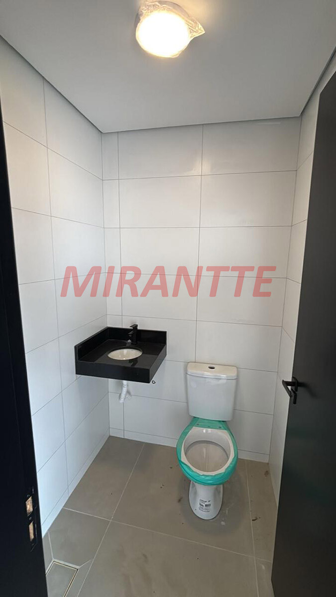 Sobrado de 203m² com 3 quartos em Jardim Carmela III