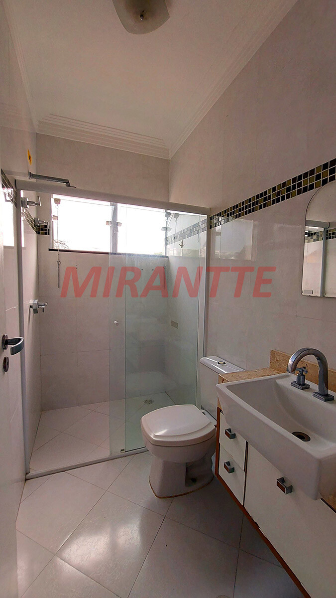 Sobrado de 350m² com 4 quartos em Jardim Virginia Bianca