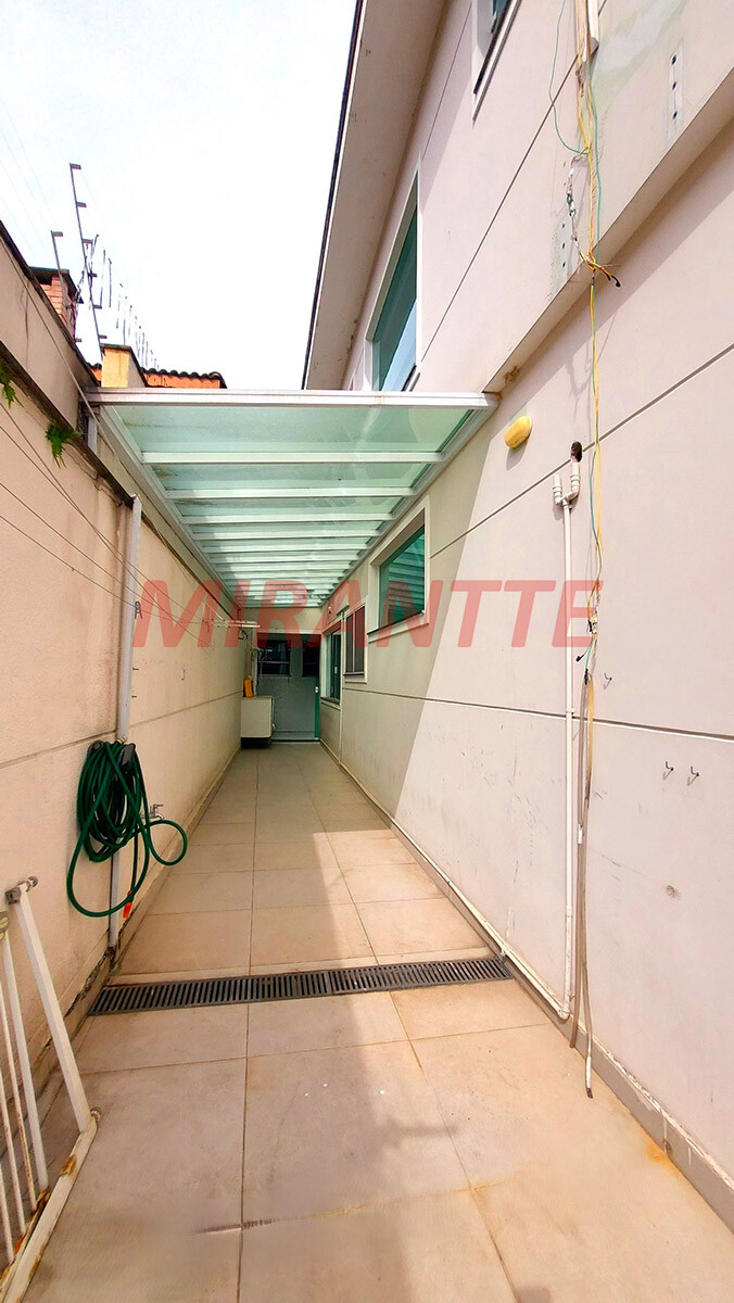 Sobrado de 350m² com 4 quartos em Jardim Virginia Bianca