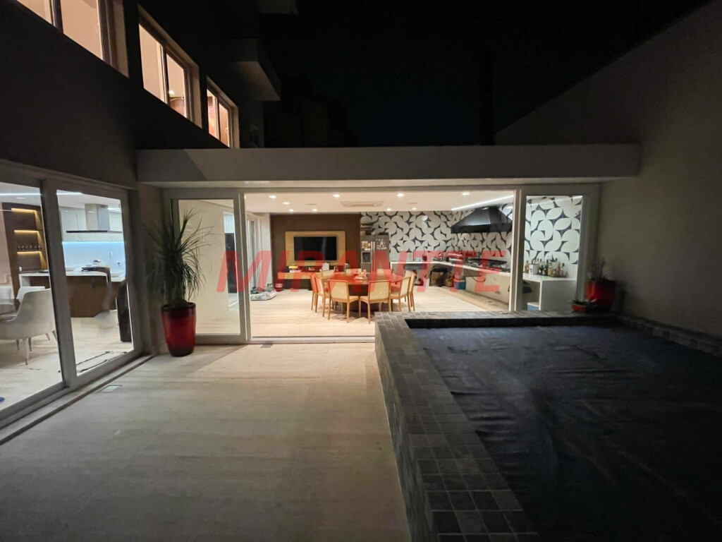 Sobrado de 425m² com 3 quartos em Mandaqui