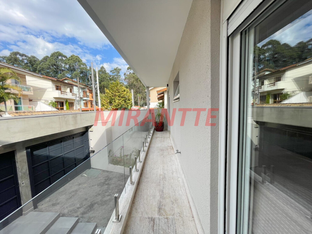 Sobrado de 425m² com 3 quartos em Mandaqui