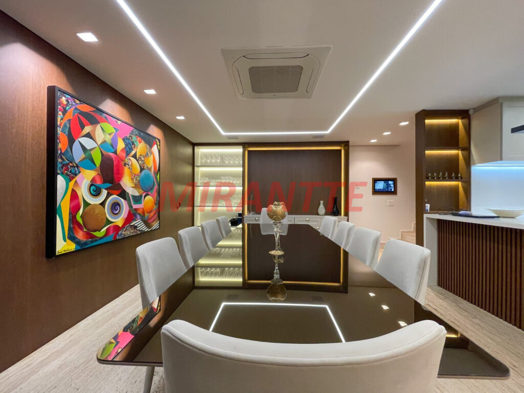 Sobrado de 425m² com 3 quartos em Mandaqui