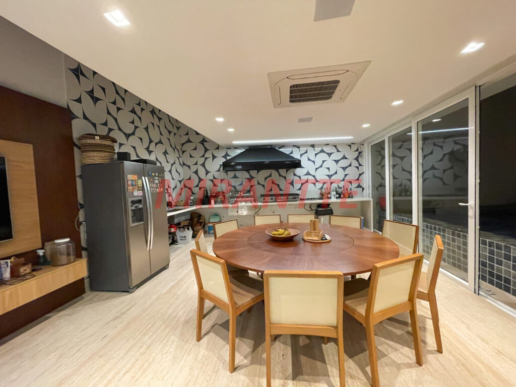Sobrado de 425m² com 3 quartos em Mandaqui