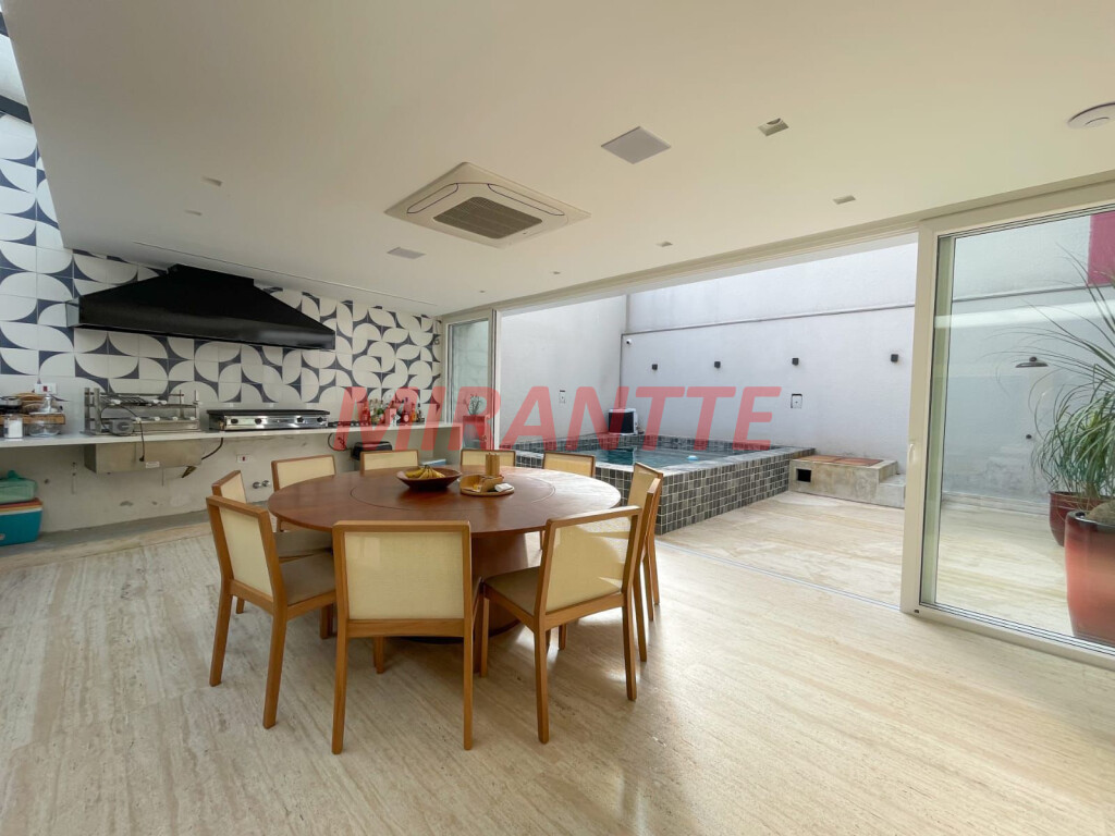 Sobrado de 425m² com 3 quartos em Mandaqui